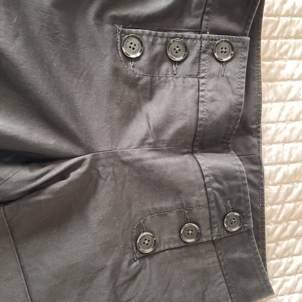 Express black shorts, size 6 - Picture 4 of 5